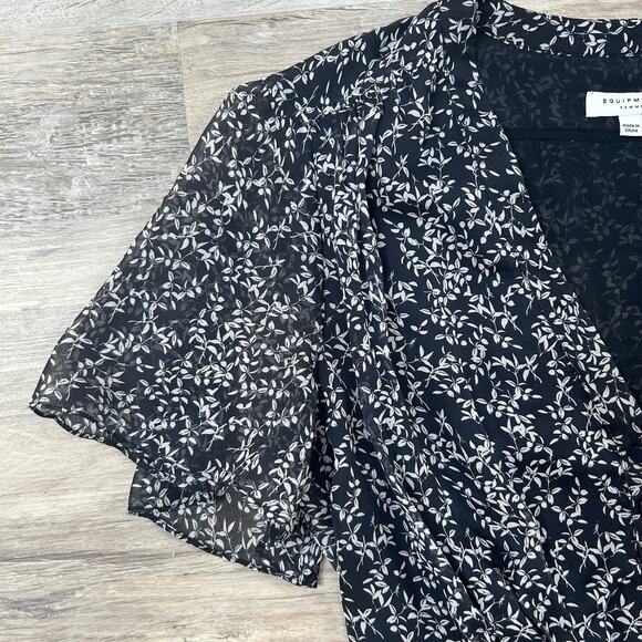 Equipment Femme Silk Mini Dress Navy White Floral Tiered Cottagecore 90s - Picture 2 of 10